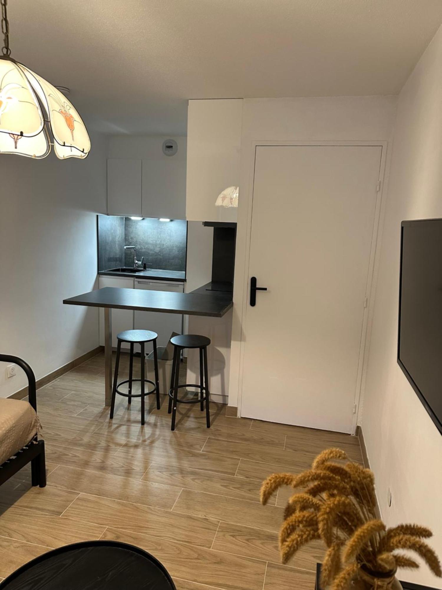 Le Sarsour Appartement Strasbourg Centre Luaran gambar